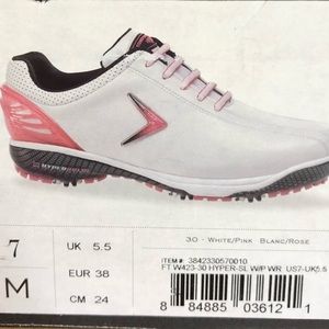 Women’s Callaway golf shoes